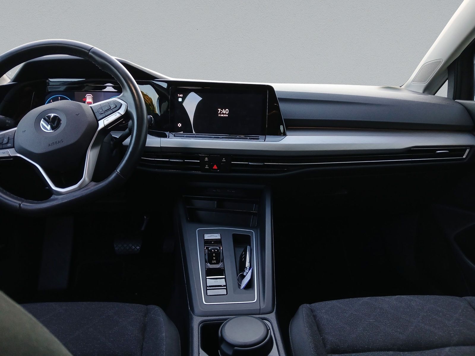 Volkswagen Golf VIII Variant TDI DSG Life AHK App Navi foto 3