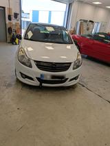 Opel Corsa D Limited Editon - Opel Corsa: Limited