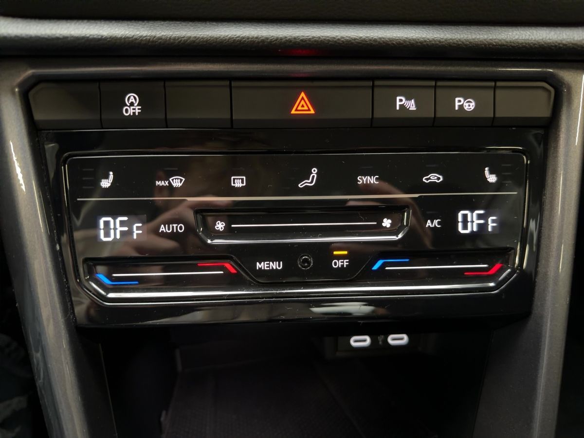 Volkswagen T-Roc - Bild 13