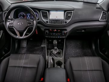 Hyundai Tucson 1.6 blue Classic 2WD Navi Anfahrassistent