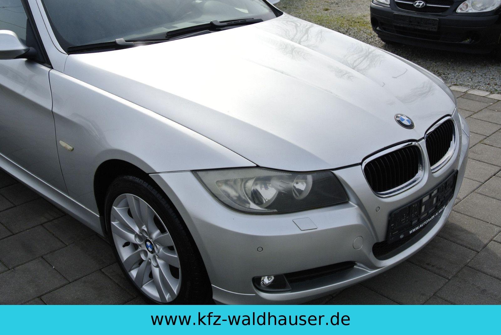BMW 318 2008 — photo 16