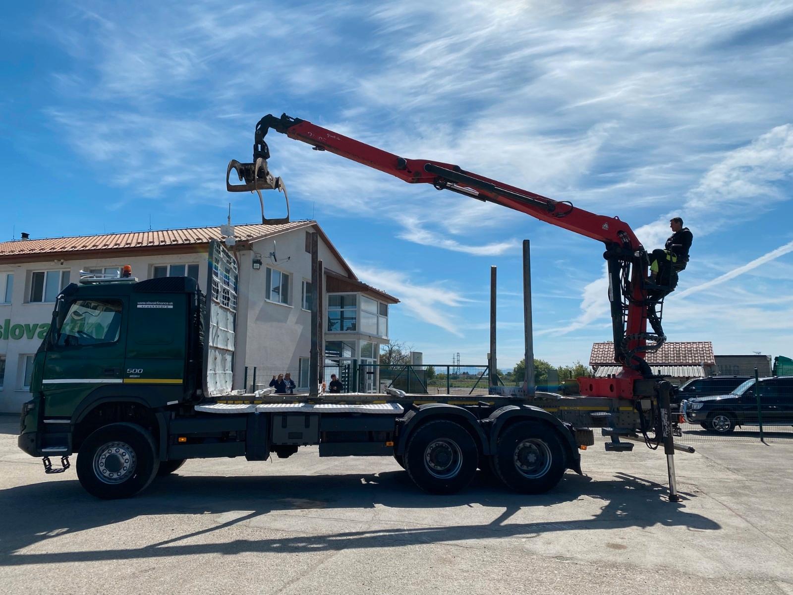 Volvo 13.500 FMX AdBlue woodtruck, 6x6, crane, E6, 018