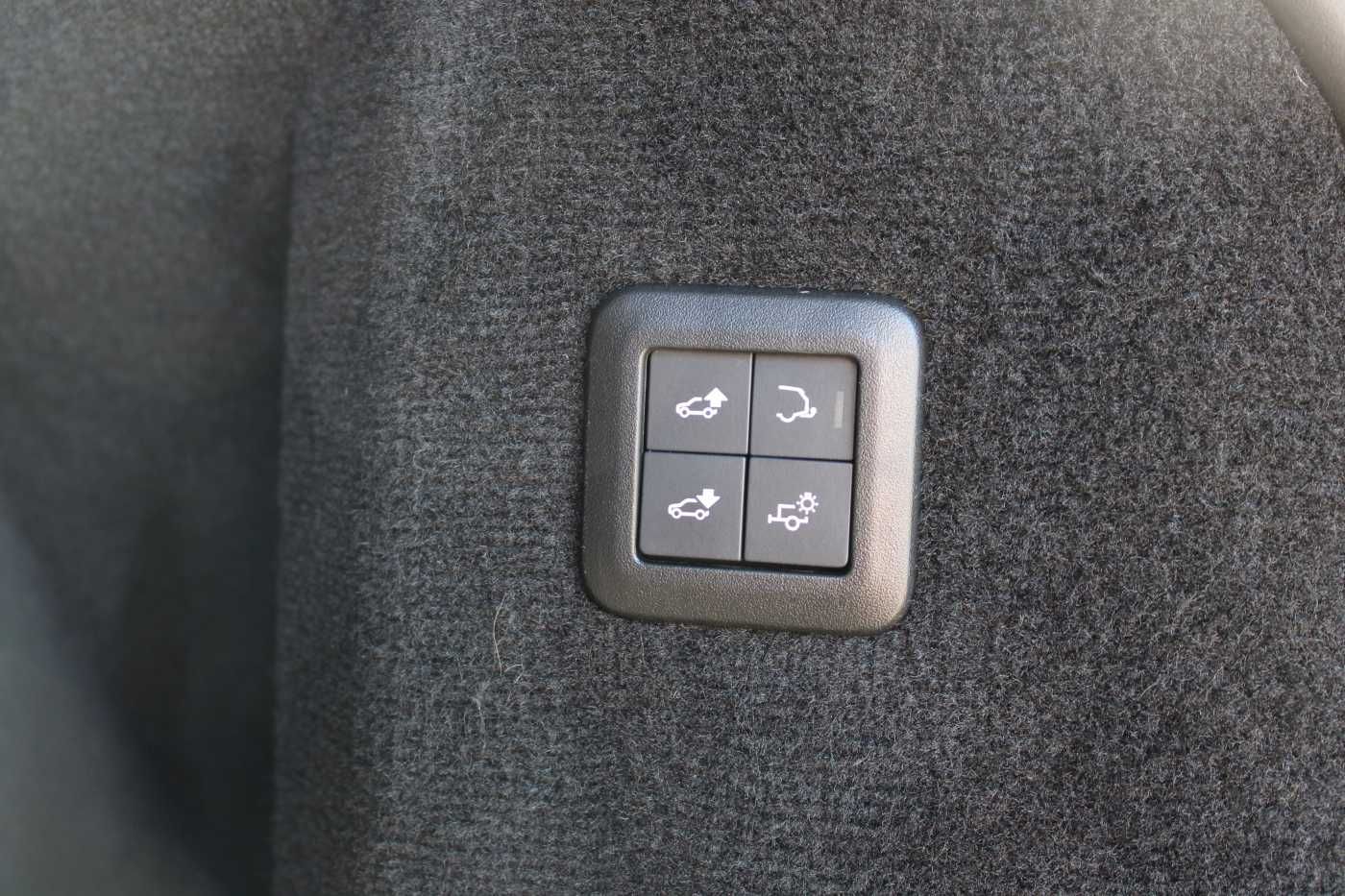 Fahrzeugabbildung Land Rover Range Rover Sport Diesel D300 HSE Dynamic