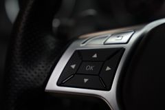 MERCEDES-BENZ C 63 AMG Coupe*H&K*PANO*LEDER*LED*MEMORY*DISTRON MERCEDES-BENZ C 63 AMG Coupe*H&K*PANO*LEDER*LED*MEMORY*DISTRON
