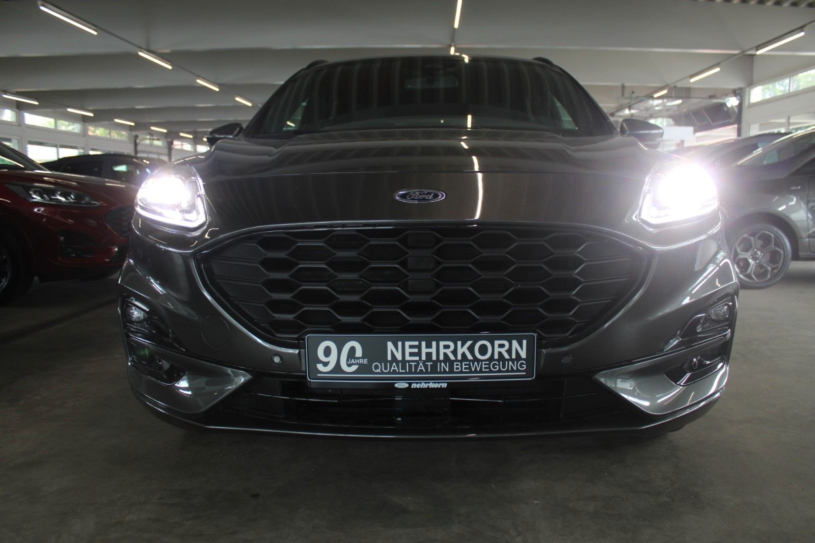 Fahrzeugabbildung Ford Kuga 2.5 PHEV ST-Line X Aut. LED B&O AHK HUD uvm