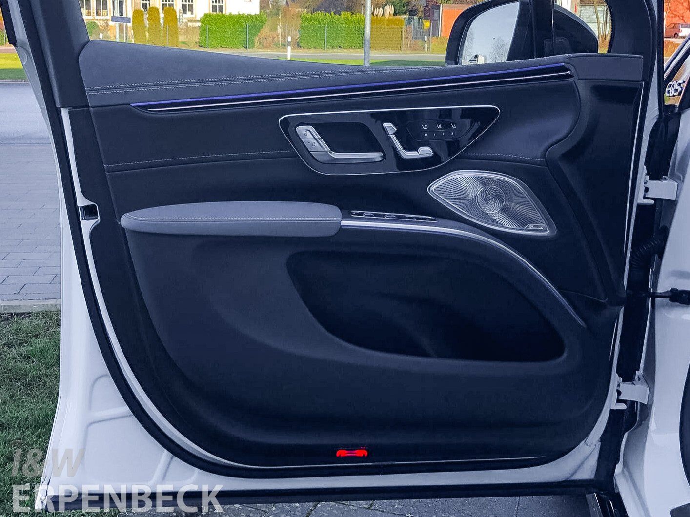 Fahrzeugabbildung Mercedes-Benz EQS SUV 500 AMG Line 4Matic