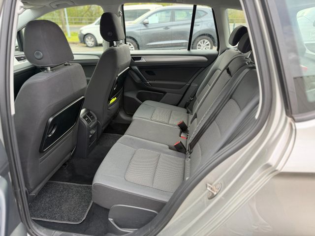 Volkswagen Golf Sportsvan