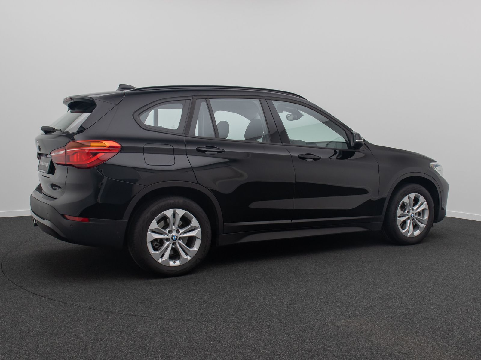 Fahrzeugabbildung BMW X1 xD25e ParkAss GeschwindigReg DAB Lordos Navi