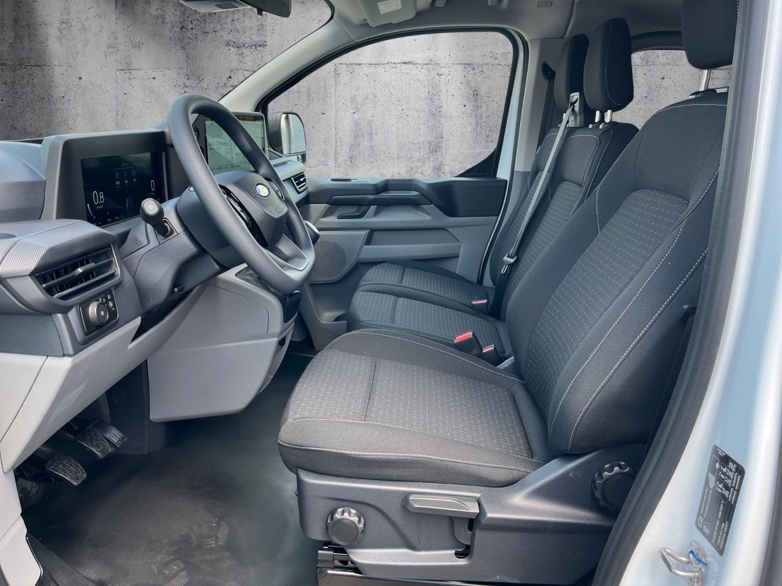 Fahrzeugabbildung Ford Transit Custom Kombi 320 L1 Trend
