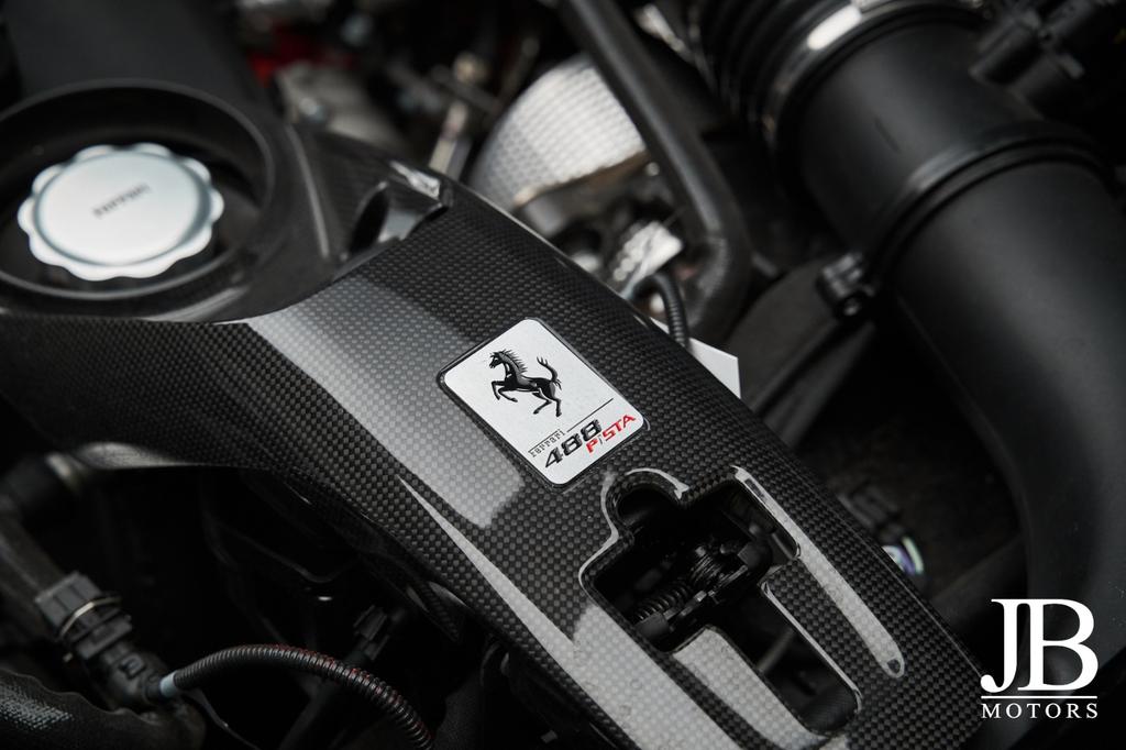 Ferrari 488 Pista