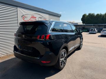Peugeot 5008 - 3