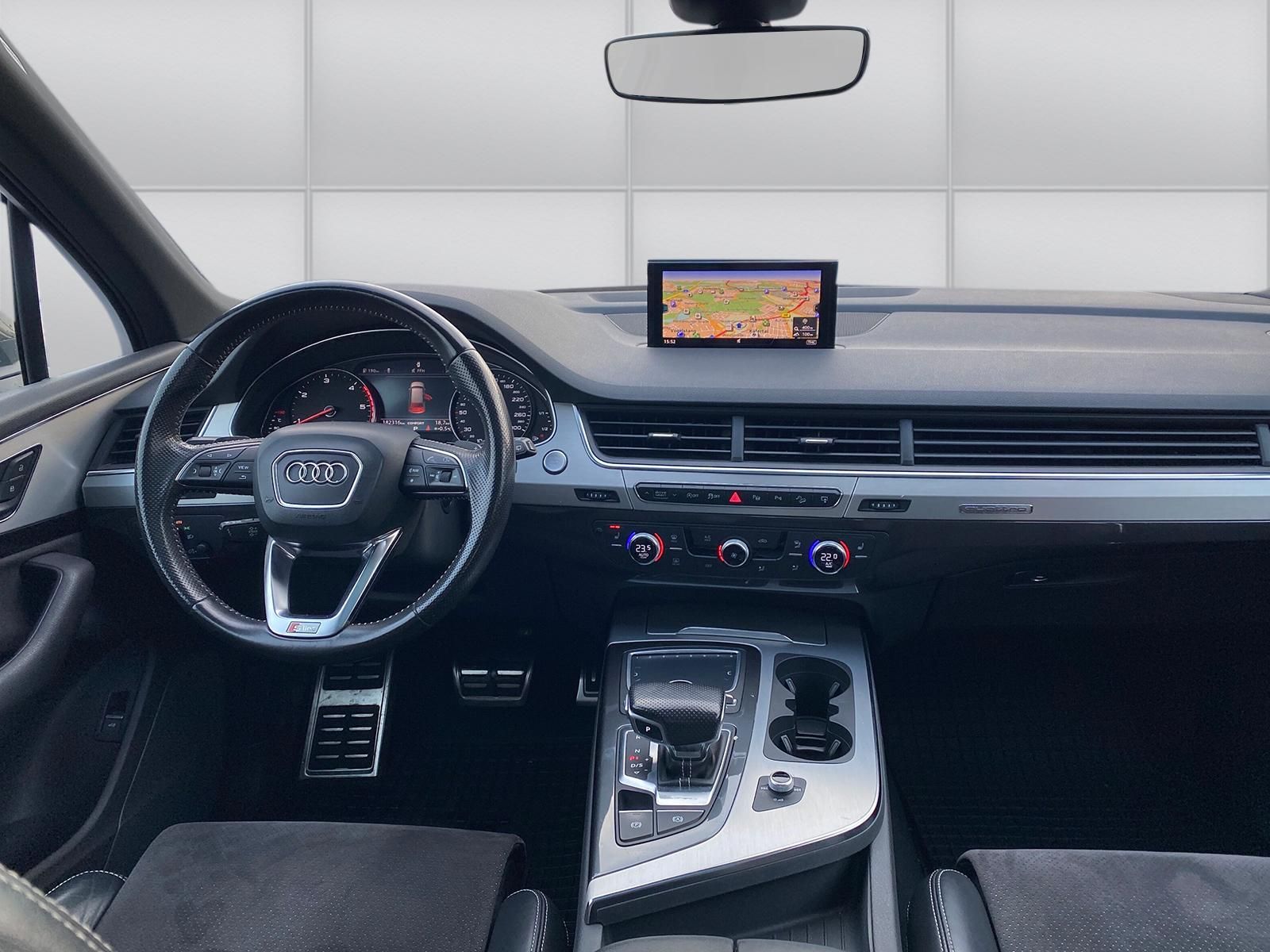 Fahrzeugabbildung Audi Q7 3.0 TDI quattro S line Sport / Plus Pano