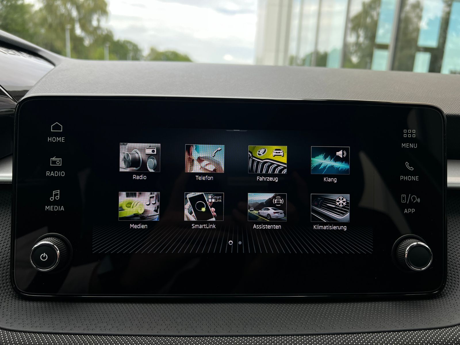 Fahrzeugabbildung SKODA Fabia  Selection 1.0 MPI *Climatronic, LED, Einp