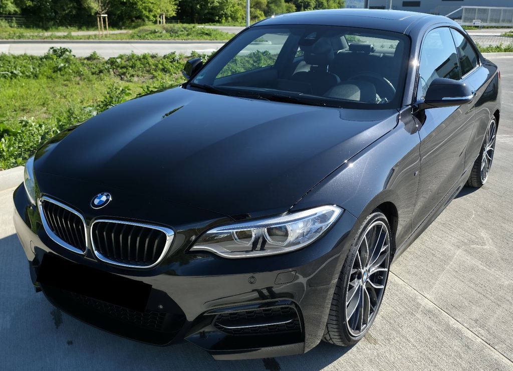 BMW M240i