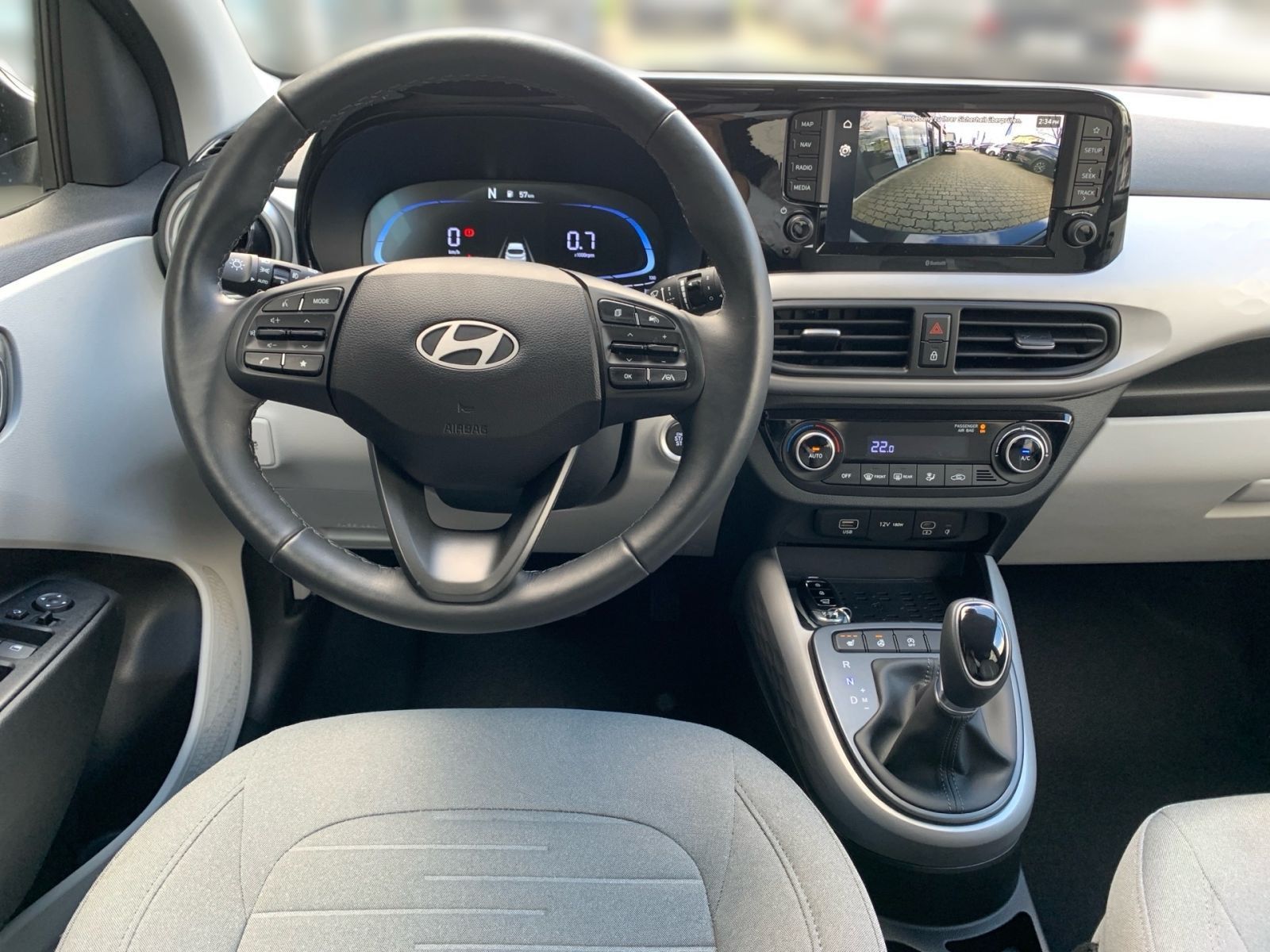Fahrzeugabbildung Hyundai i10 1.2 A/T Prime Navi Kamera
