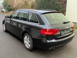 Audi A4 Avant Attraction*Ahk*Tempo*Klima*Allwetter - Audi A4 bis 10.000 Euro