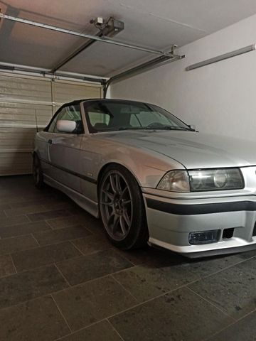 BMW e36 325i Cabrio