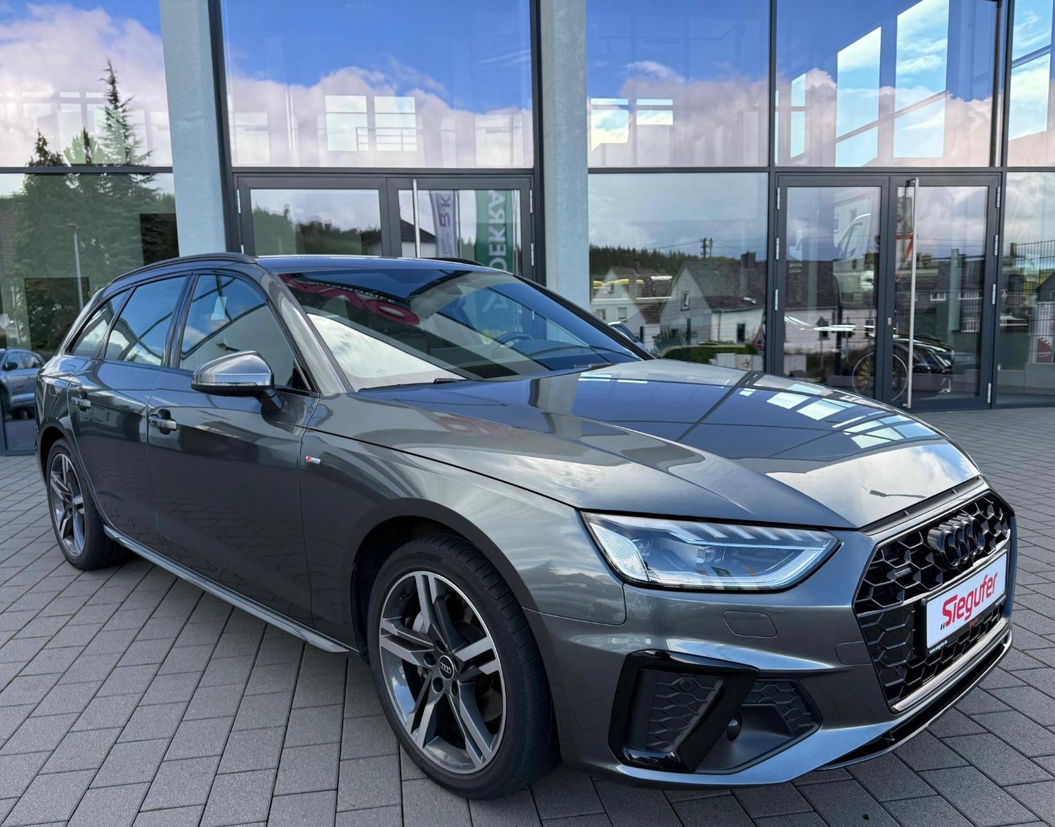 Audi A4 Avant 40 TFSI quattro 3x S line/HUD/AHK/B&O
