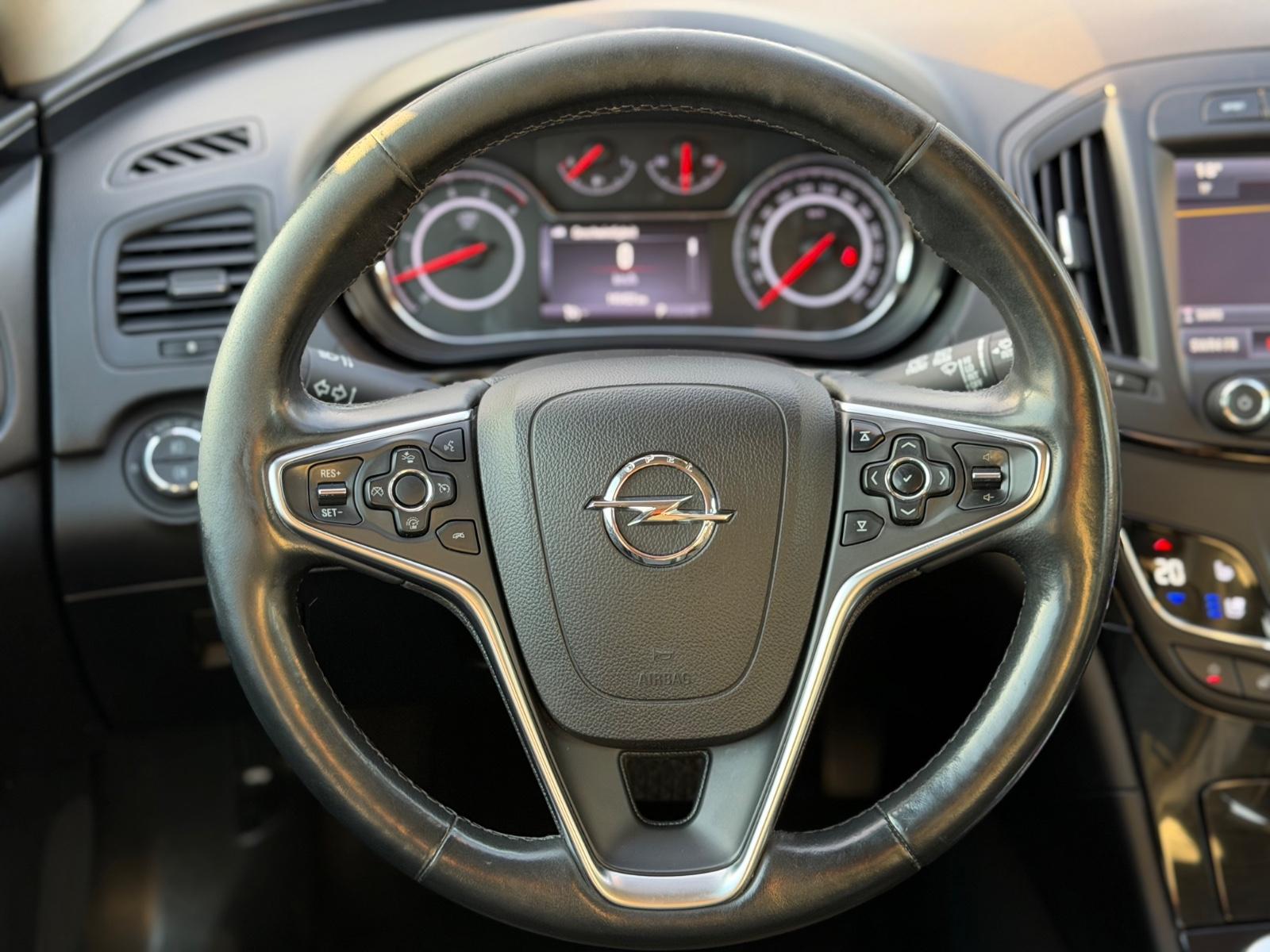 Opel Insignia A CT 4x4*AHK*XENON*SHZ*KAMERA*