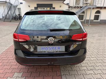 Volkswagen Passat Variant - 6