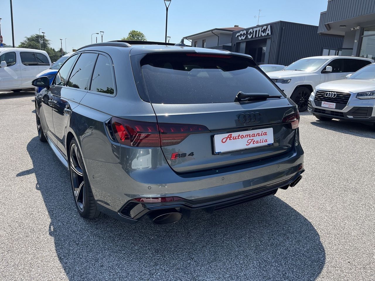 Audi AUDI RS4 2900 TFSI 450 CV Tiptronic imagem 2