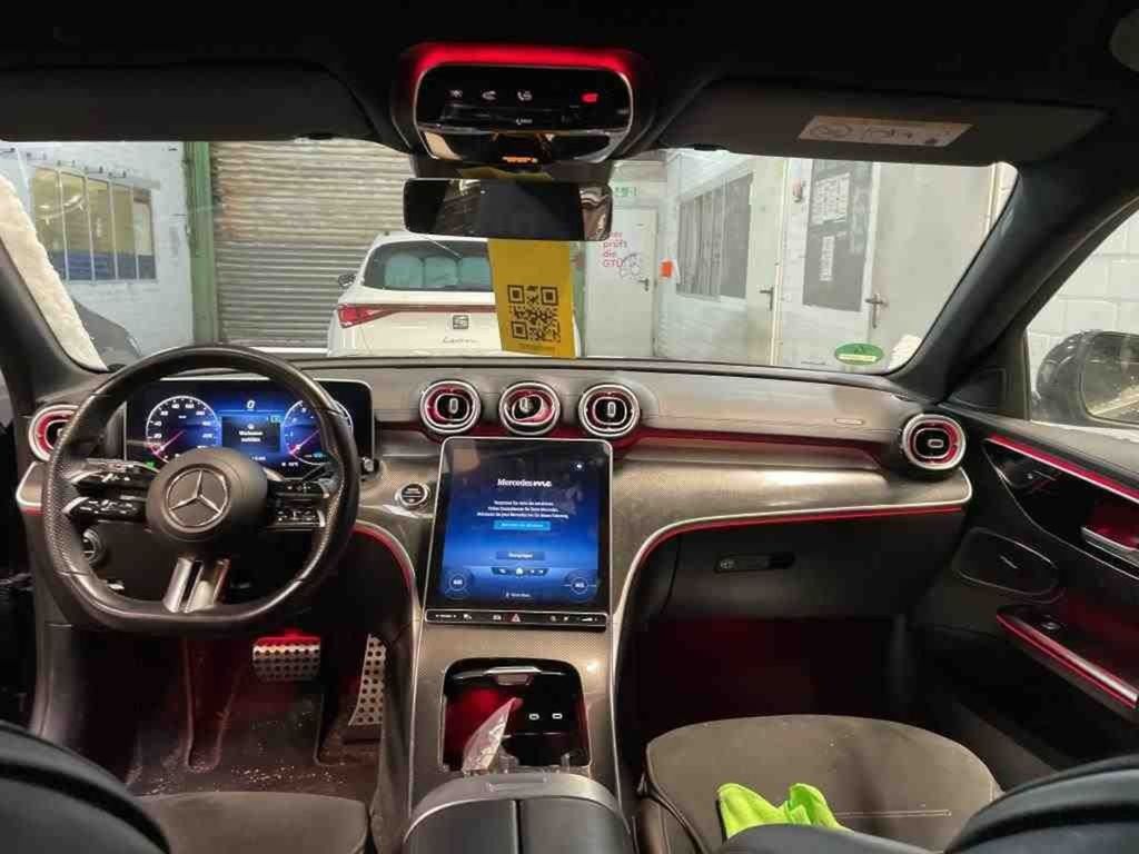 Mercedes-Benz C 200 T AMG Line*NAVI*LEDER*CAM*MIDLINE*LED*AHK*