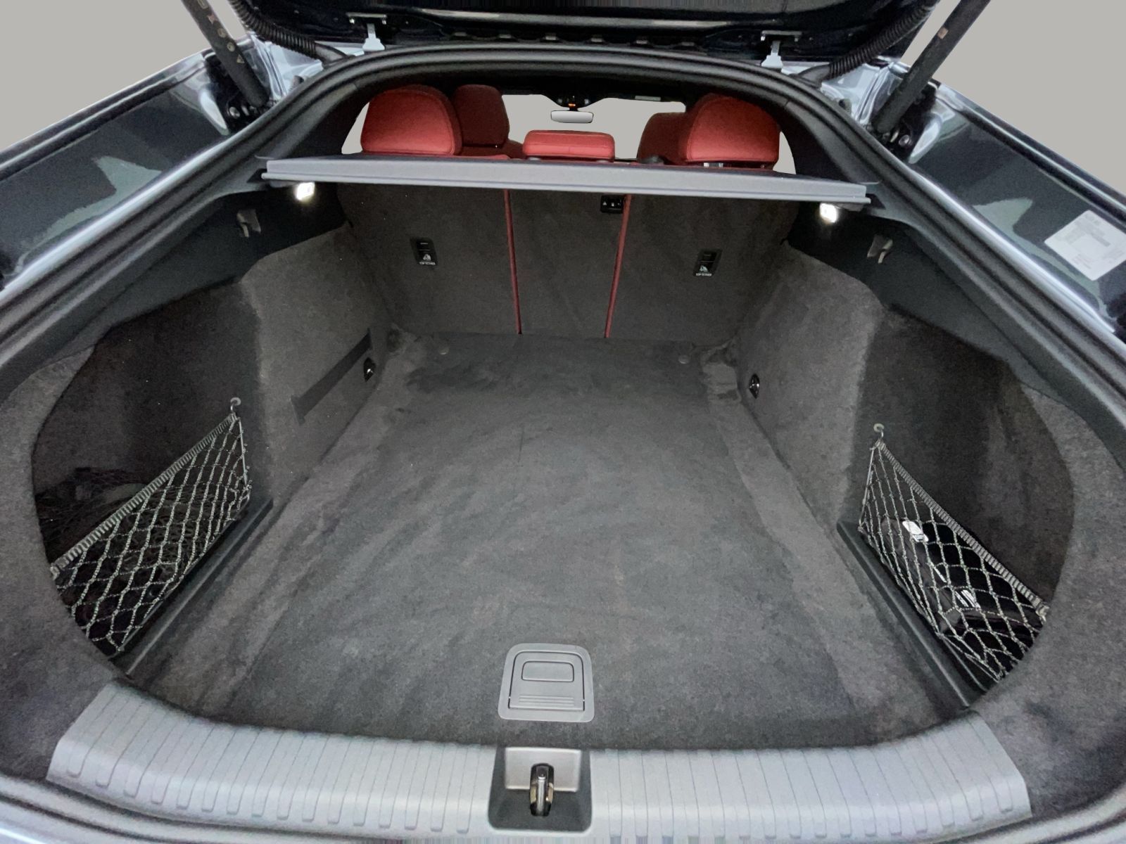 Audi S6 e-tron - Bild 20