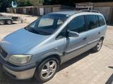 Opel Safira 7 sitzer - Opel Corsa: Van