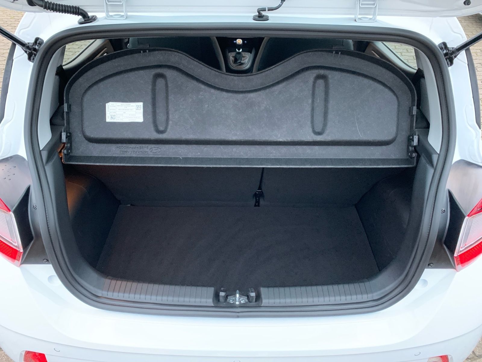 Fahrzeugabbildung Hyundai i10 1.0 Select Navi Kamera