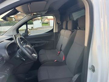 Toyota Proace City - 7