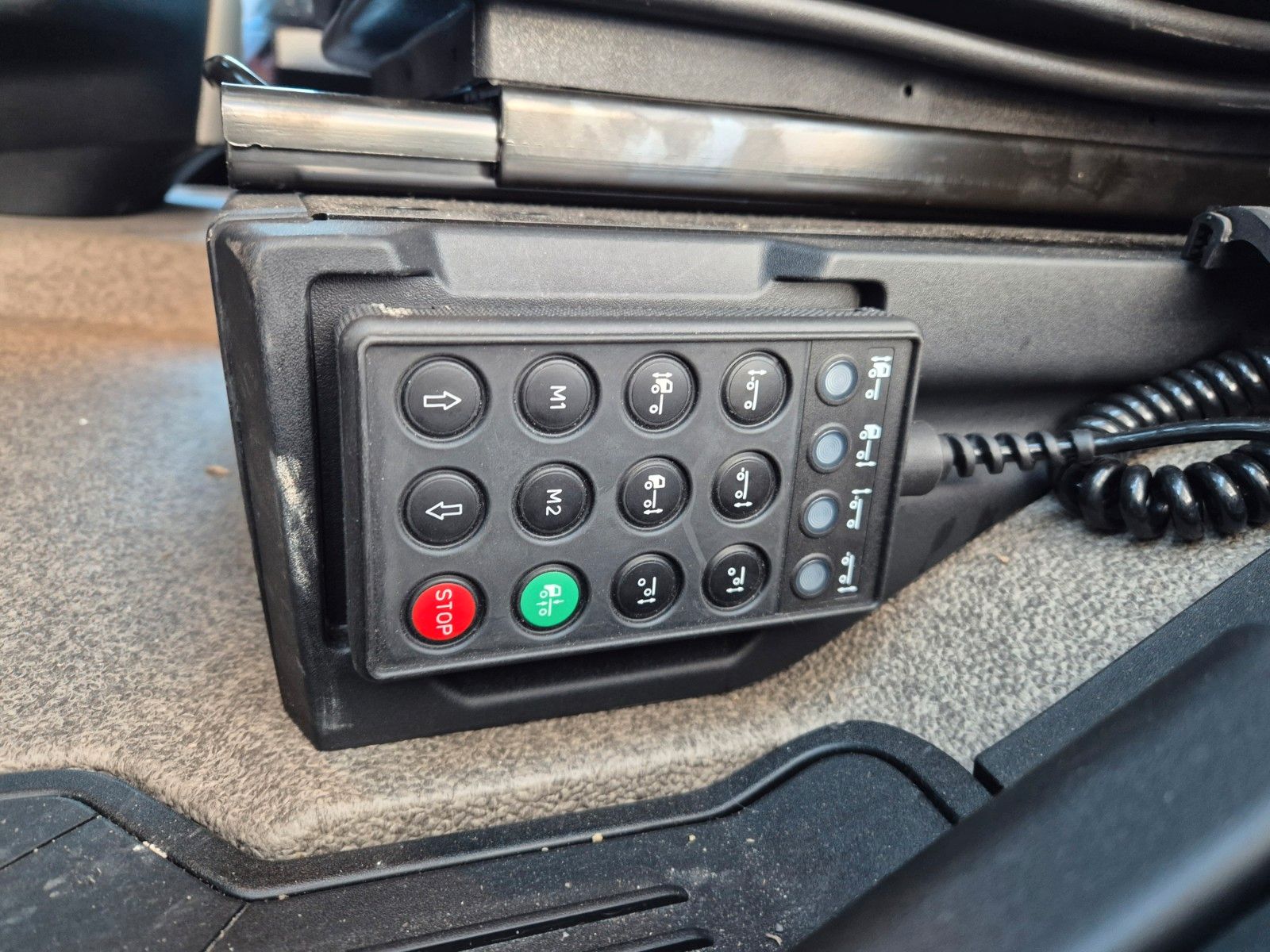 Fahrzeugabbildung Iveco AS260S58Y/FS CM 6x2-4 BDF Intarder Standklima