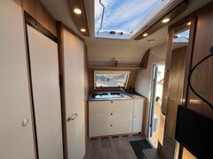 BUERSTNER Premio Plus 410TS-Hubbett-Dachklima-Mover-Markis