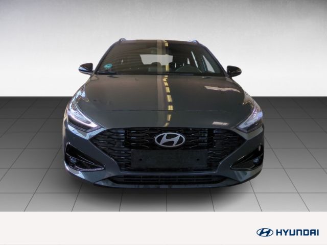 Fahrzeugabbildung Hyundai i30 FL Kombi (MY25) 1.5 T-GDI (140 PS) 48V 7-DCT