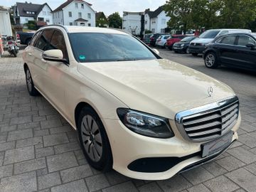 Mercedes E 200 - 6