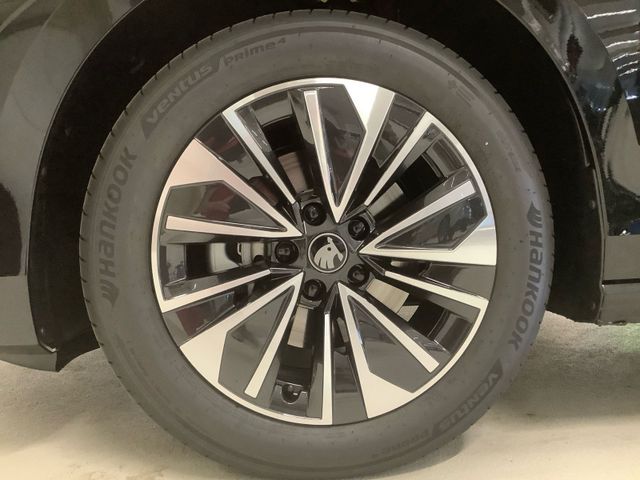 Superb Combi Selection TDI DSG LEDER NAVI AHK