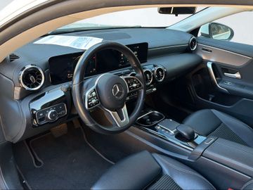 Mercedes CLA 200 Shooting Brake - 5