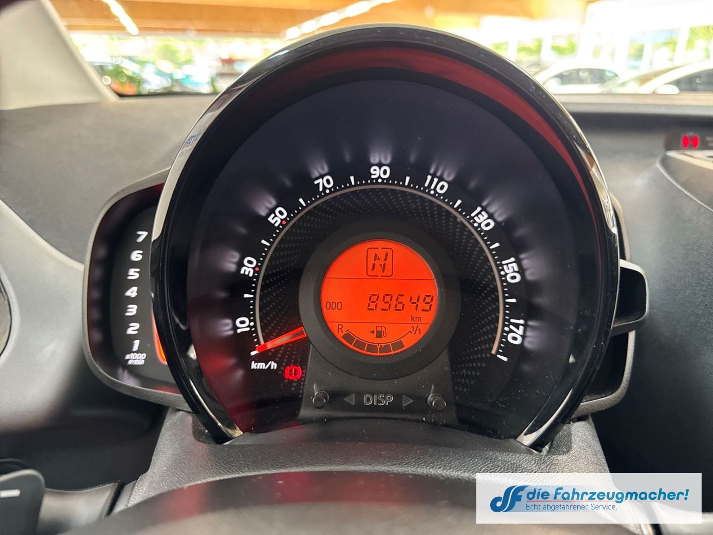 Fahrzeugabbildung Toyota Aygo X-Play Team D 1.0 EU6d-T Apple CarPlay Andr