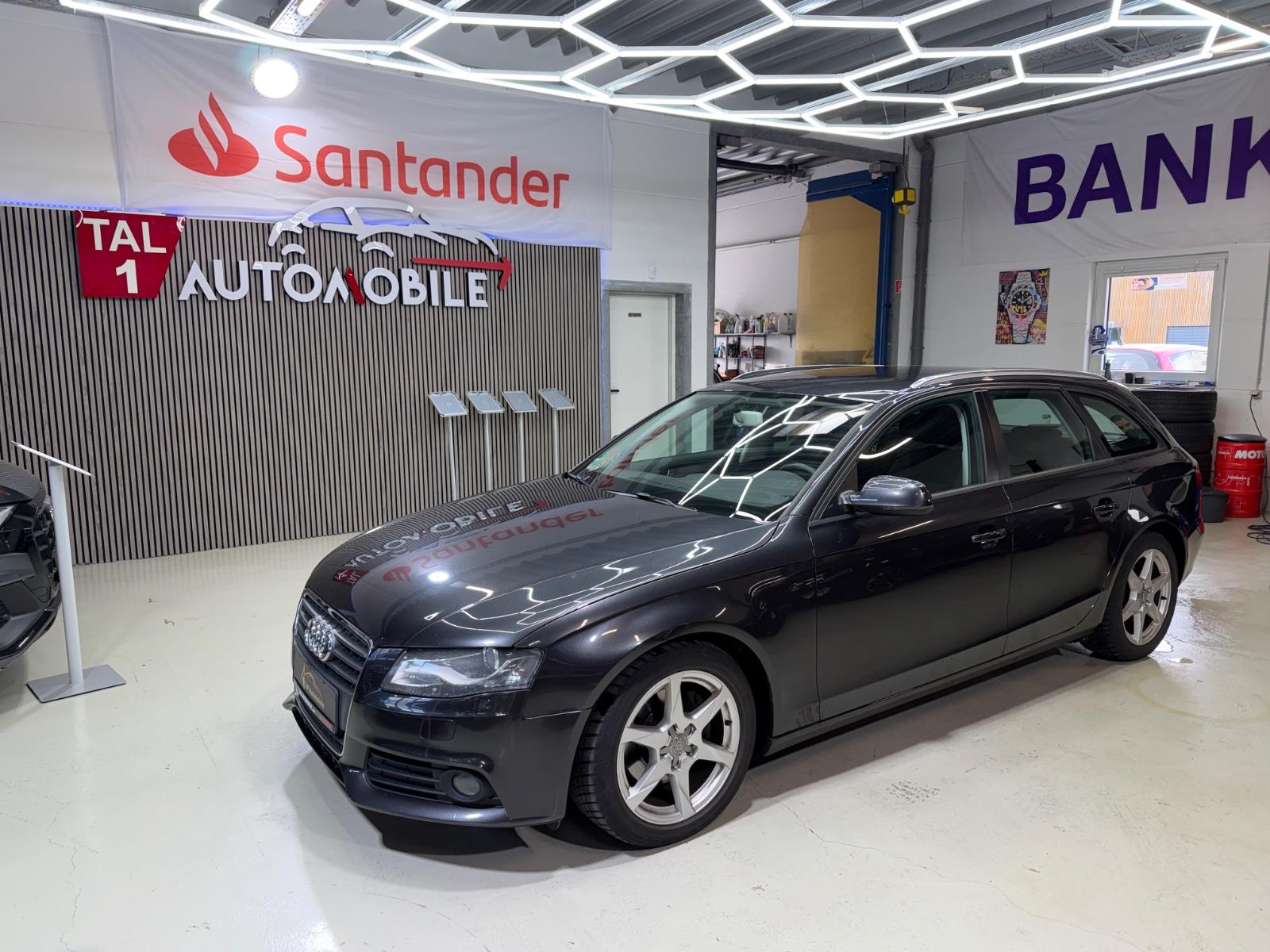 Audi A4 Avant Ambition Navigation PDC Xenon