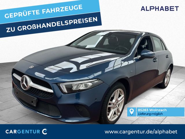 Mercedes-Benz A 250 e Lane Key Navi RKam LED AUT Park-Assist