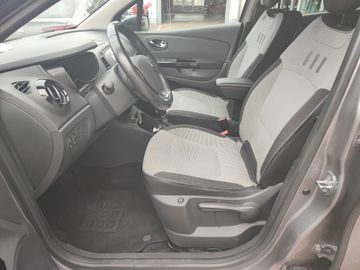 Bild 6 Renault Captur Luxe 1.2 TCe AT +NAVI+KAMERA+PDC+SHZ+AHK+