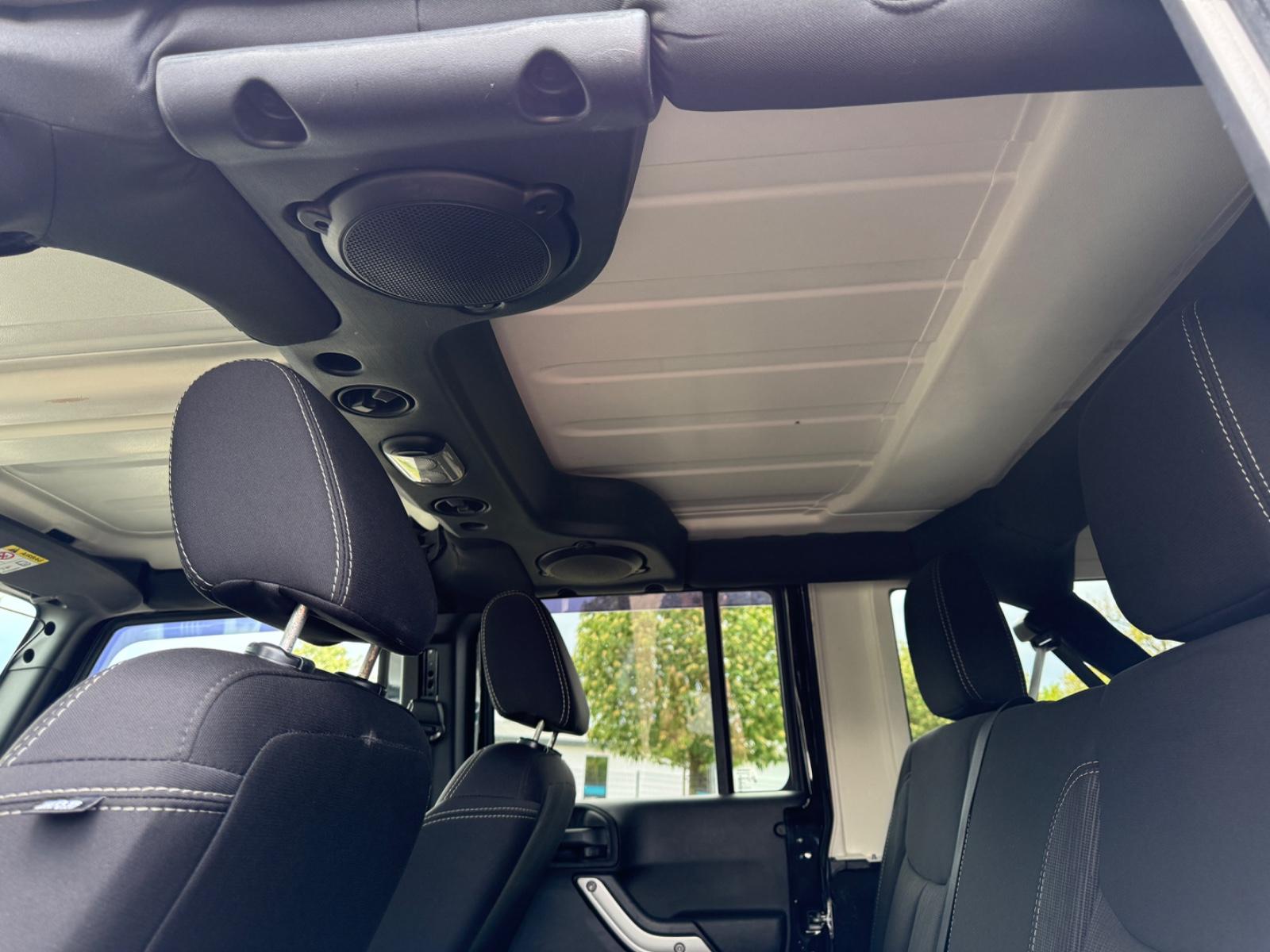 JEEP WRANGLER 200 CH 4X4 BVA UNLIMITED RUBICON - Webasto - 111650 KM