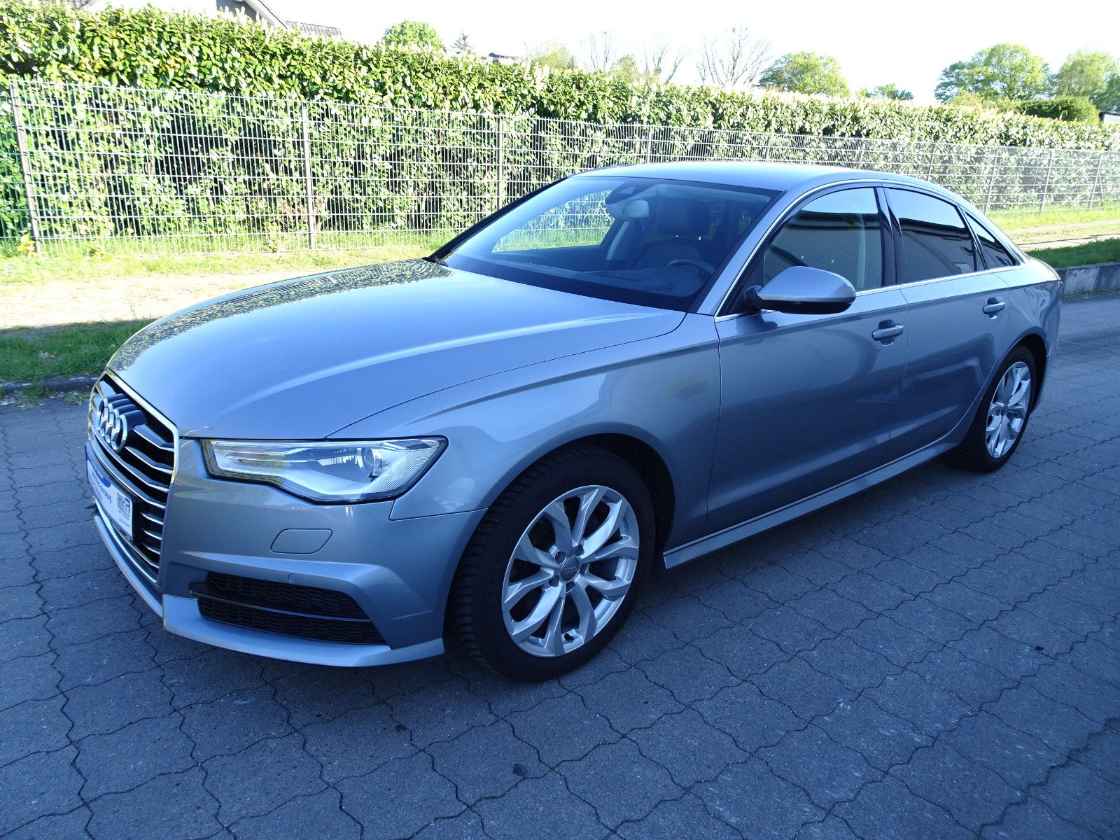 Audi A6 - 1