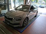 Skoda Kamiq Drive 125 1.6 TDI /ACC/LANE/CAM/AHK/PANO/ - Skoda Kamiq mit Diesel-Antrieb: Automatik