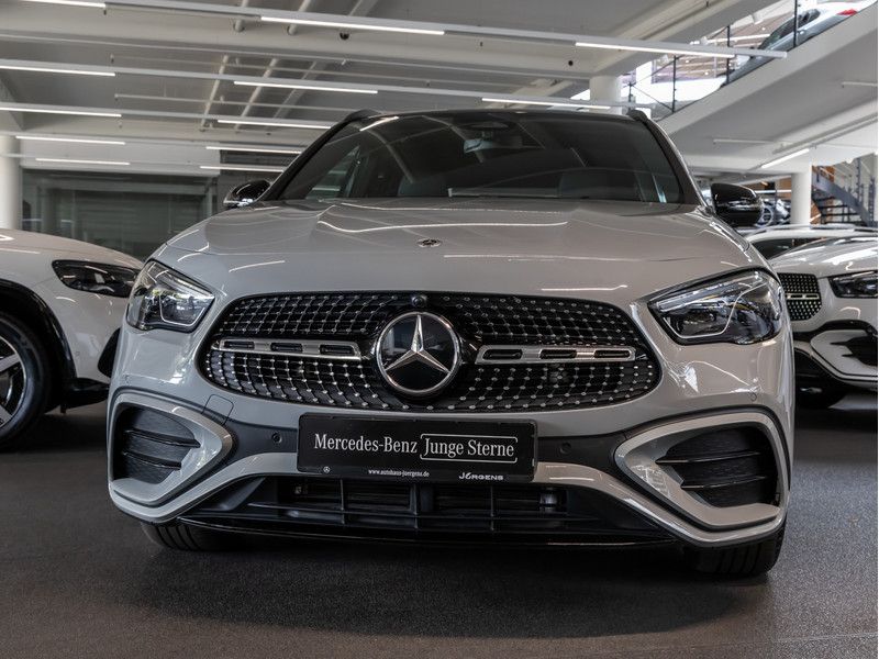 Mercedes-Benz GLA 250 4M AMG-Sport MLB Pano AHK Night Distr 20 foto 3