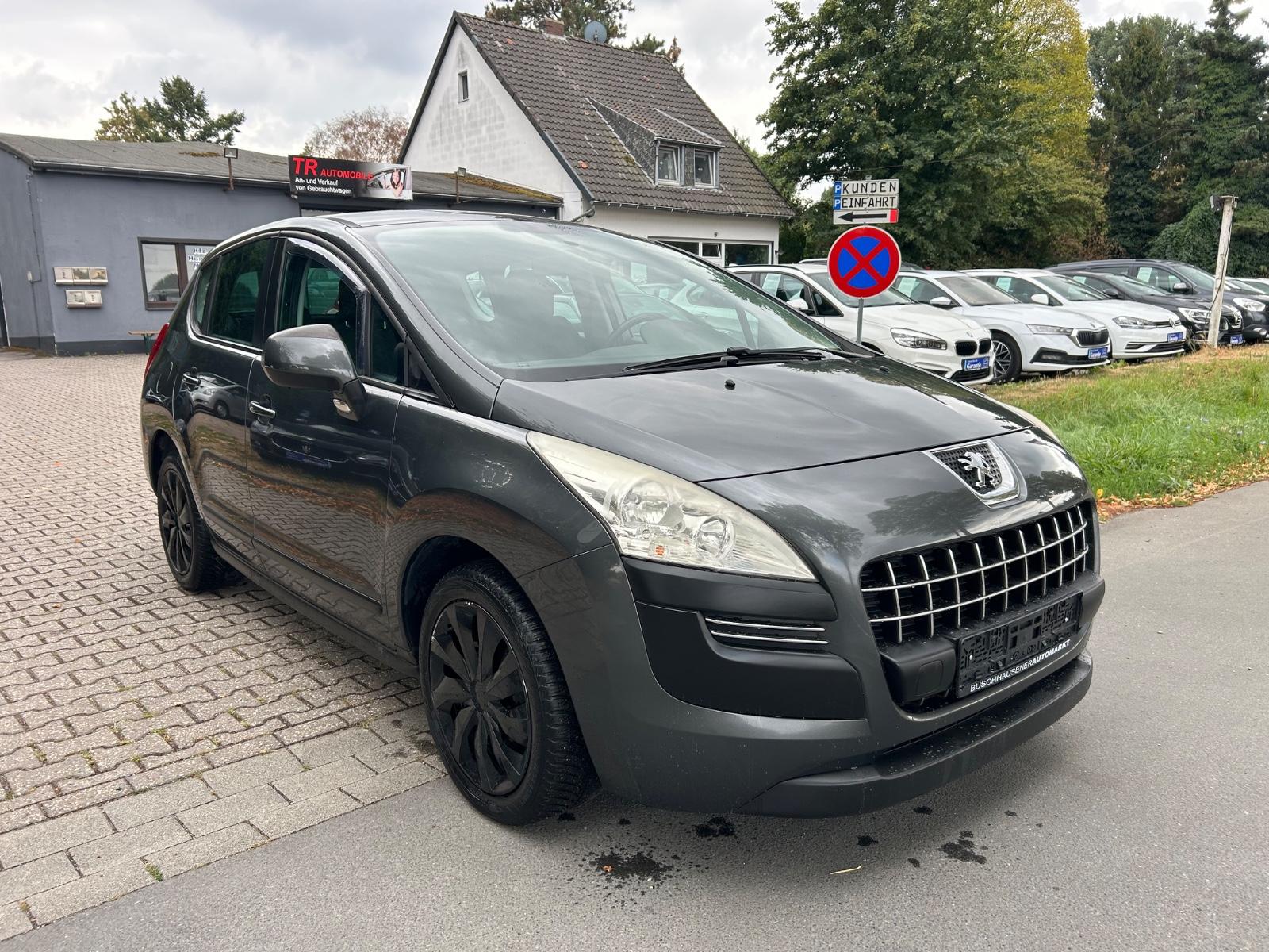 Peugeot 3008 2010 — вигляд ззаду