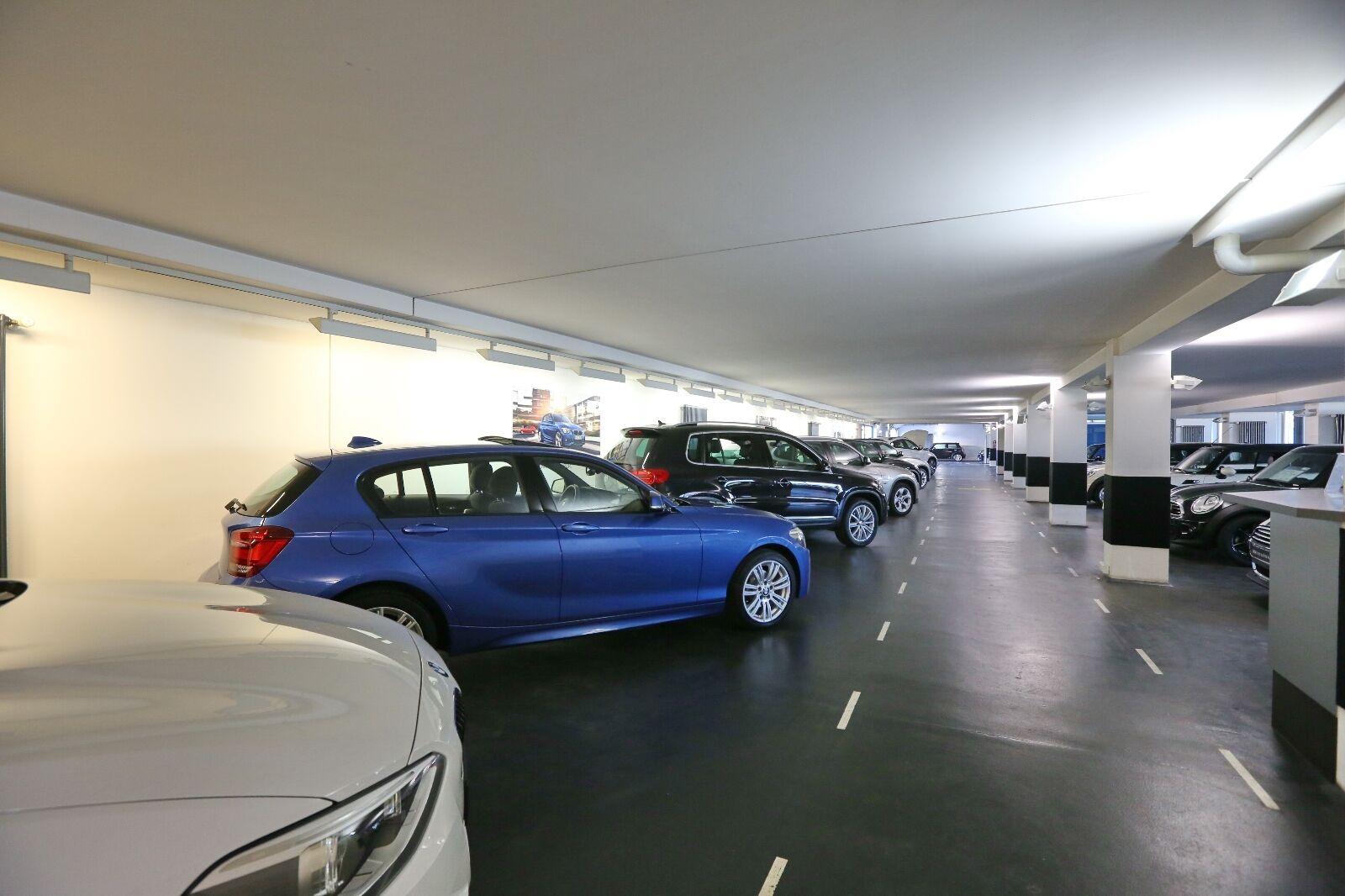 showroom-image-bottom