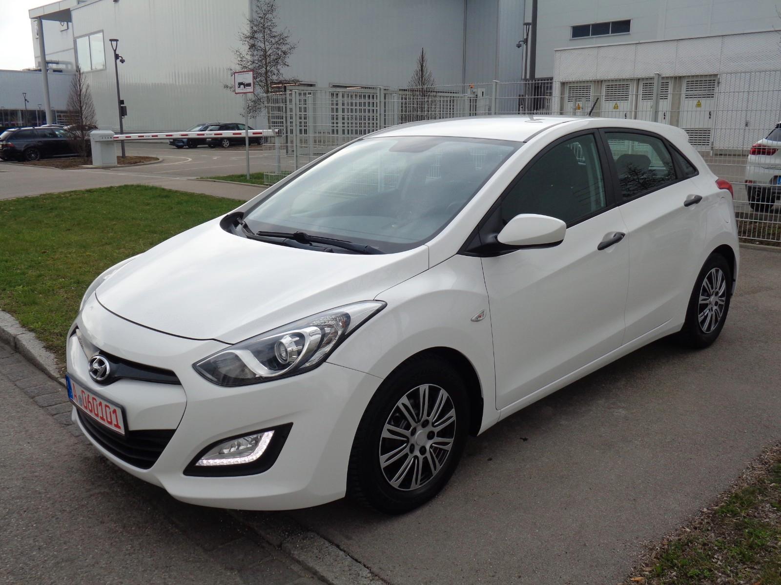 Hyundai i30 1.4 CRDi Classic Plus - 1 Hand!