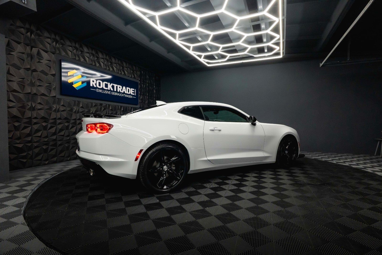 Fahrzeugabbildung Chevrolet Camaro 6.2 SS Coupe ZL1 LT1 Performance CarPlay