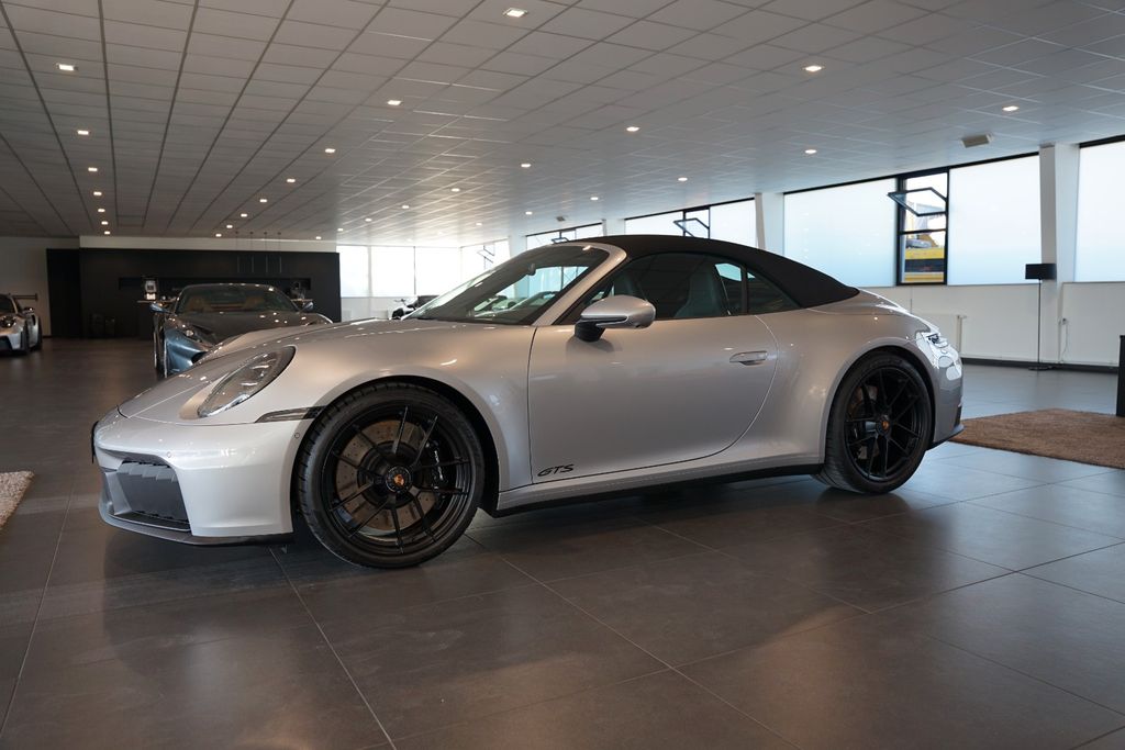 PORSCHE 992.2 Carrera GTS Cabriolet | InnoDrive | Carbon PORSCHE 992.2 Carrera GTS Cabriolet | InnoDrive | Carbon