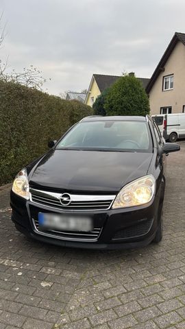 Opel Astra Caravan OPC